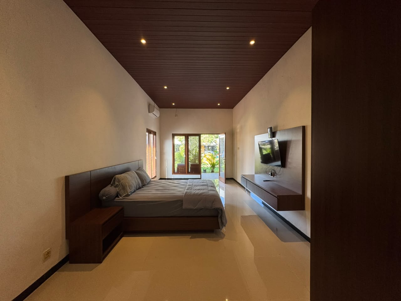 Suite 2